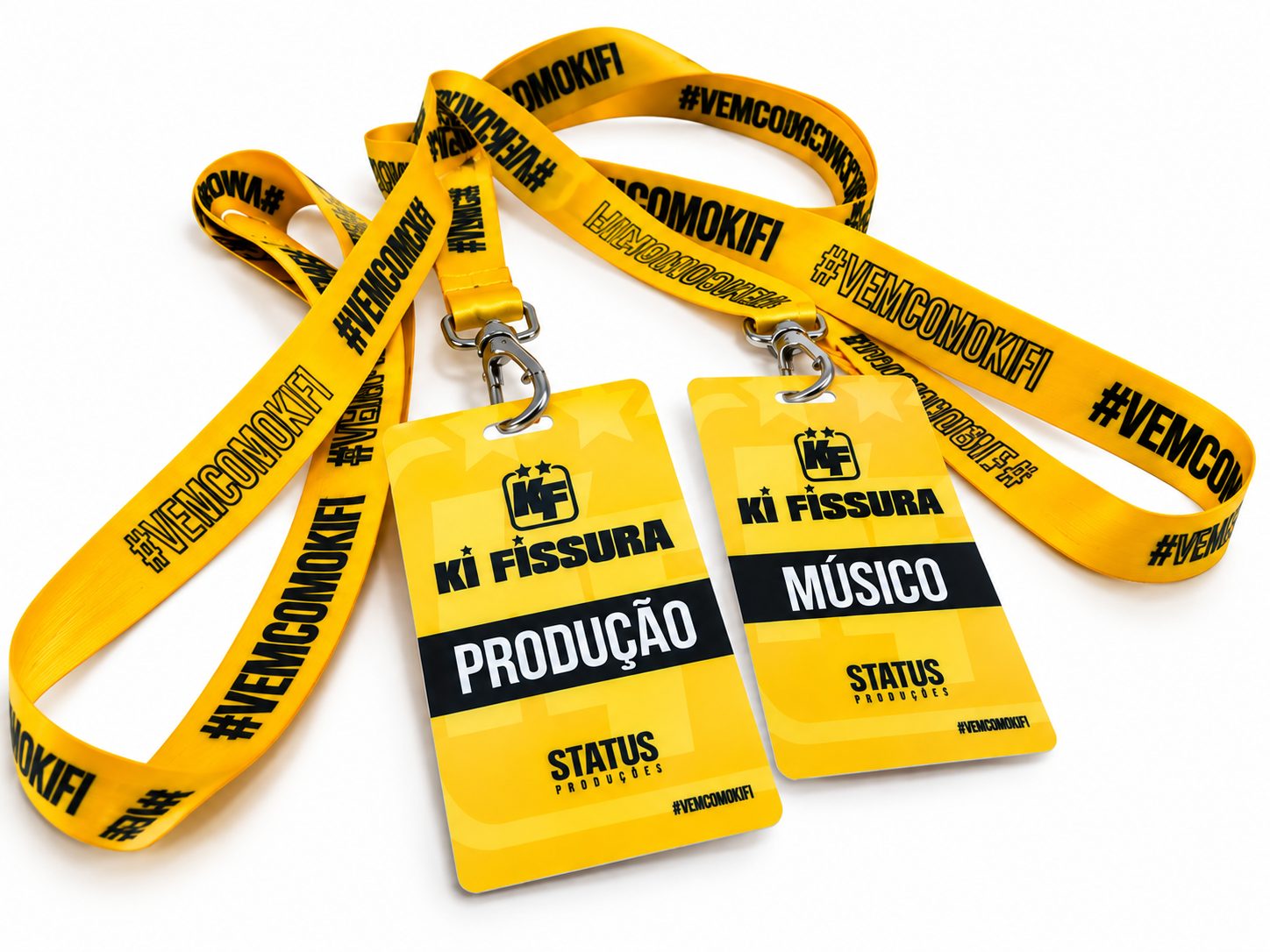 Cordão personalizado em poliéster acetinado com crachás Ki Fissura para eventos
